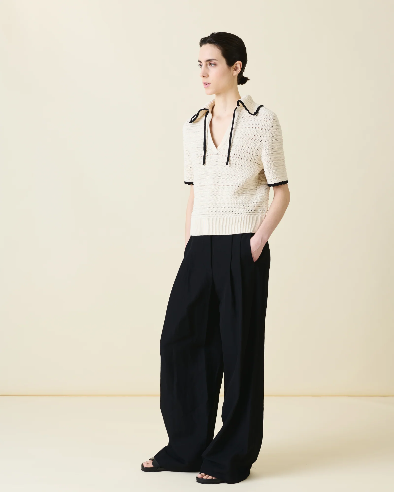 Chunky Cotton Knit Top with Contrast Trim - Image 5