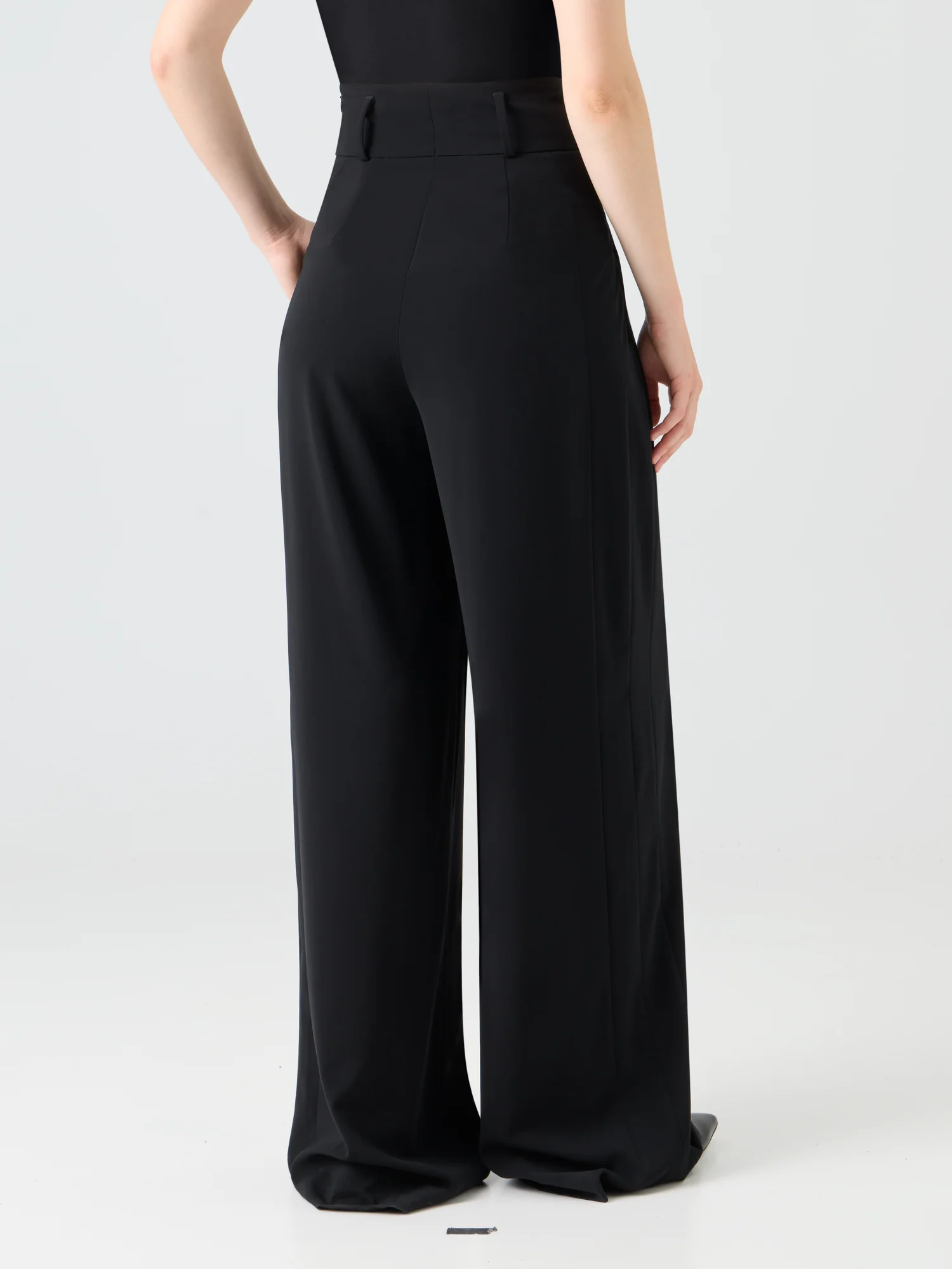 High-Waist Lasercut Crêpe Wide Pants - Image 6
