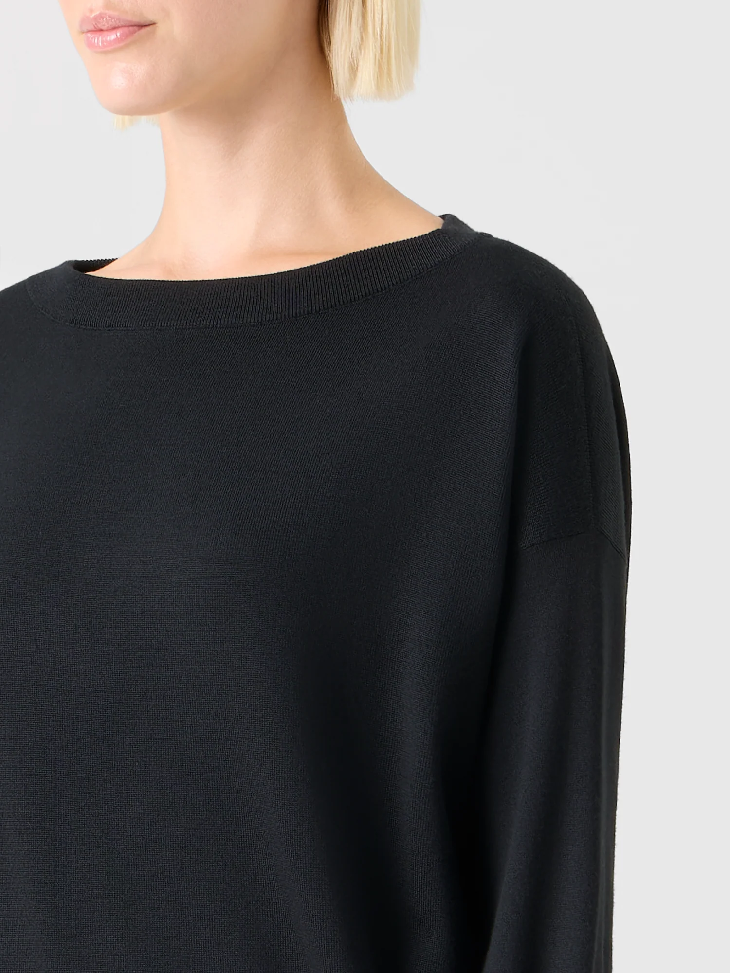 Off-Shoulder Merino Wool Sweater - Image 3