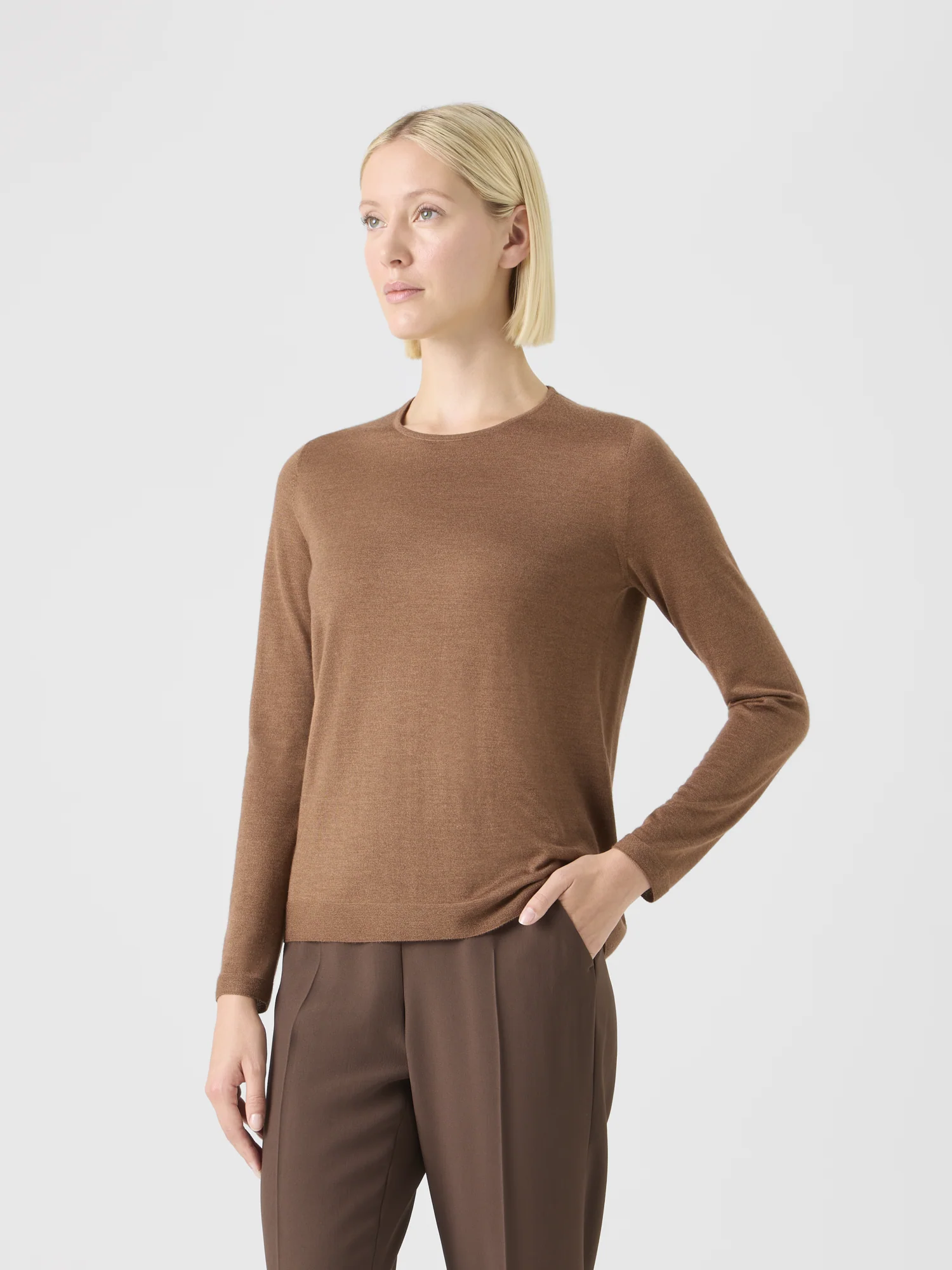 Seamless Crew Neck Sweater in Cashmere Silk - Image 4