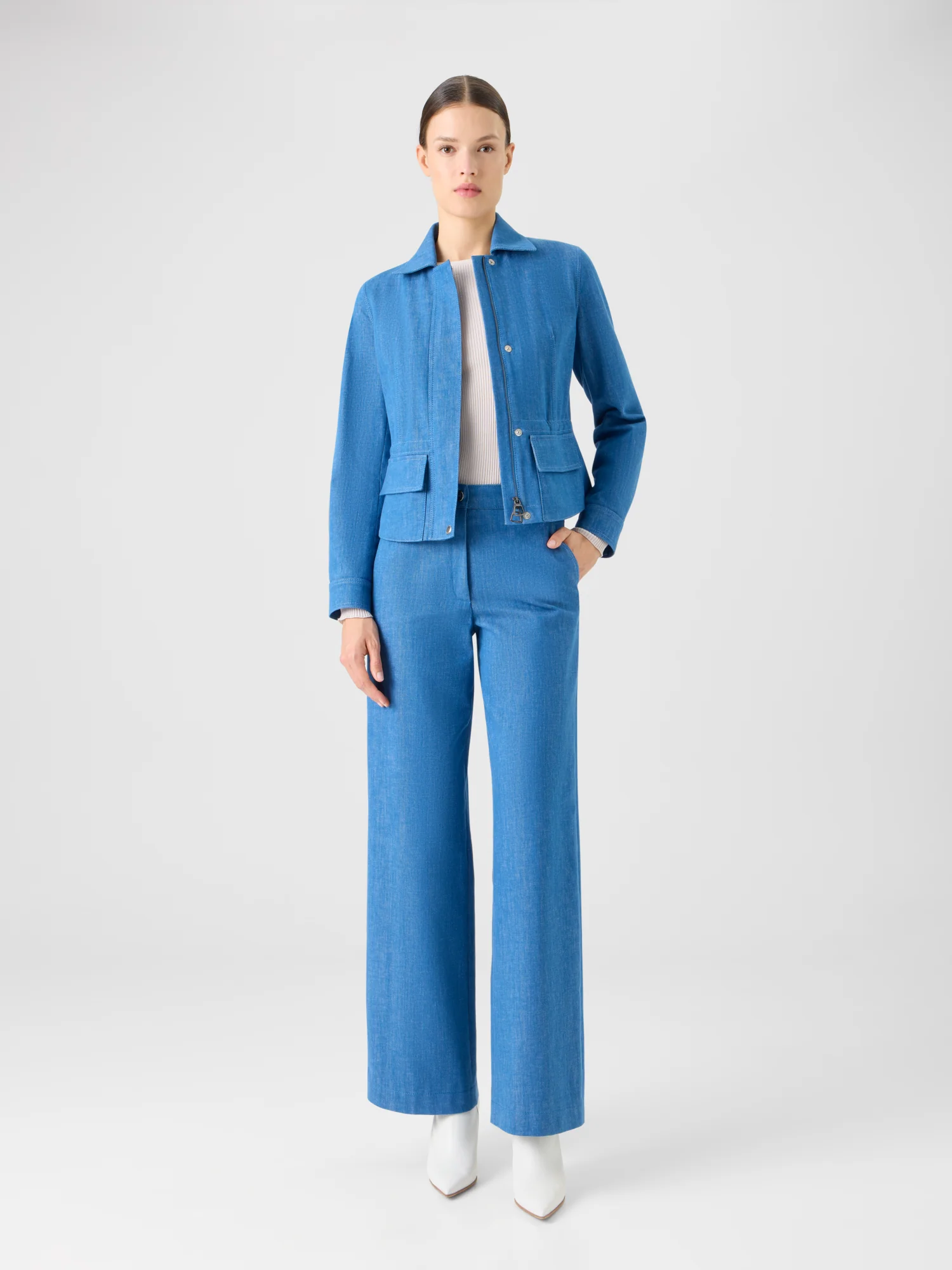 Short Cotton Stretch Denim Jacket - Image 2
