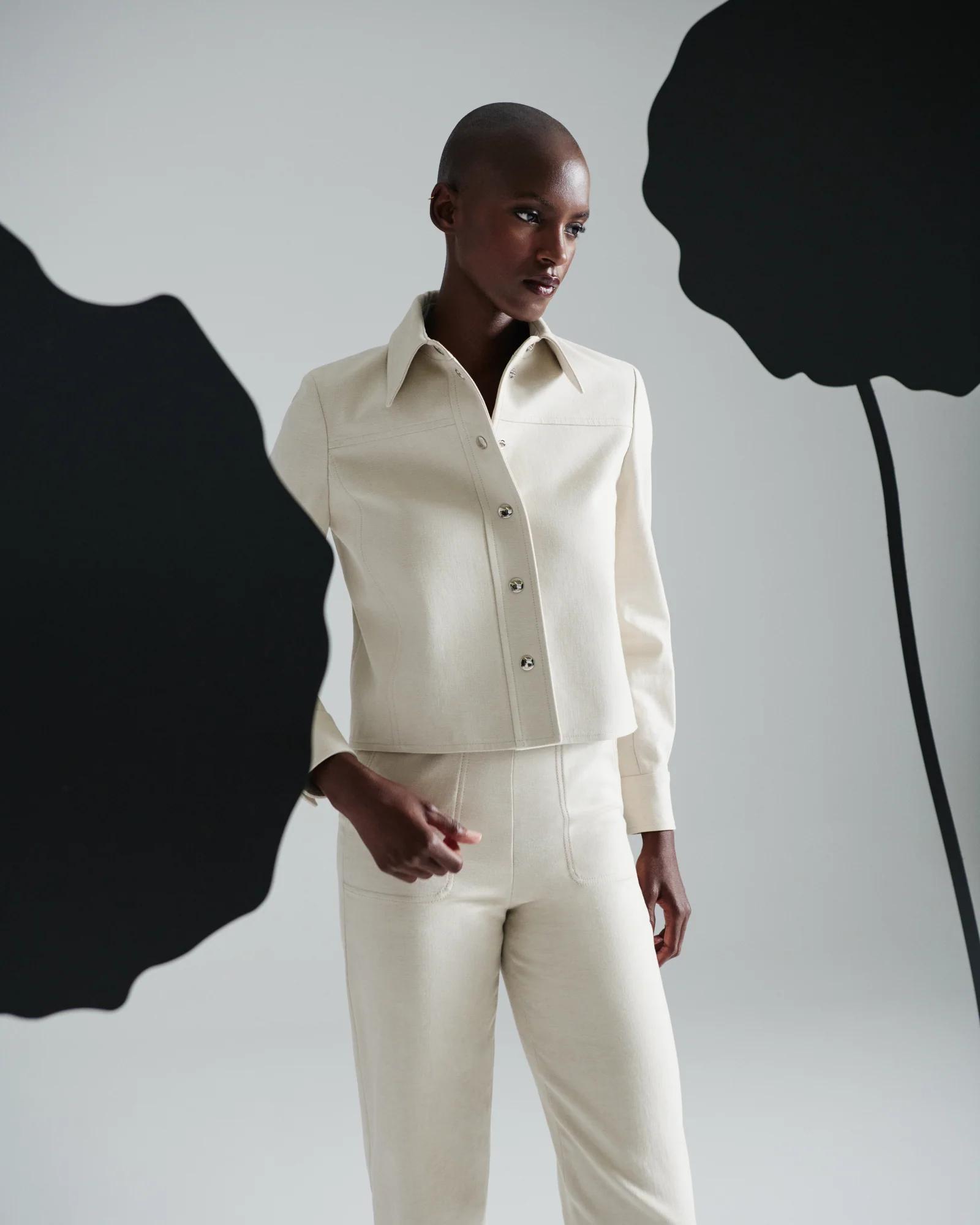 Cropped Jacket in Cotton Denim - Image 2