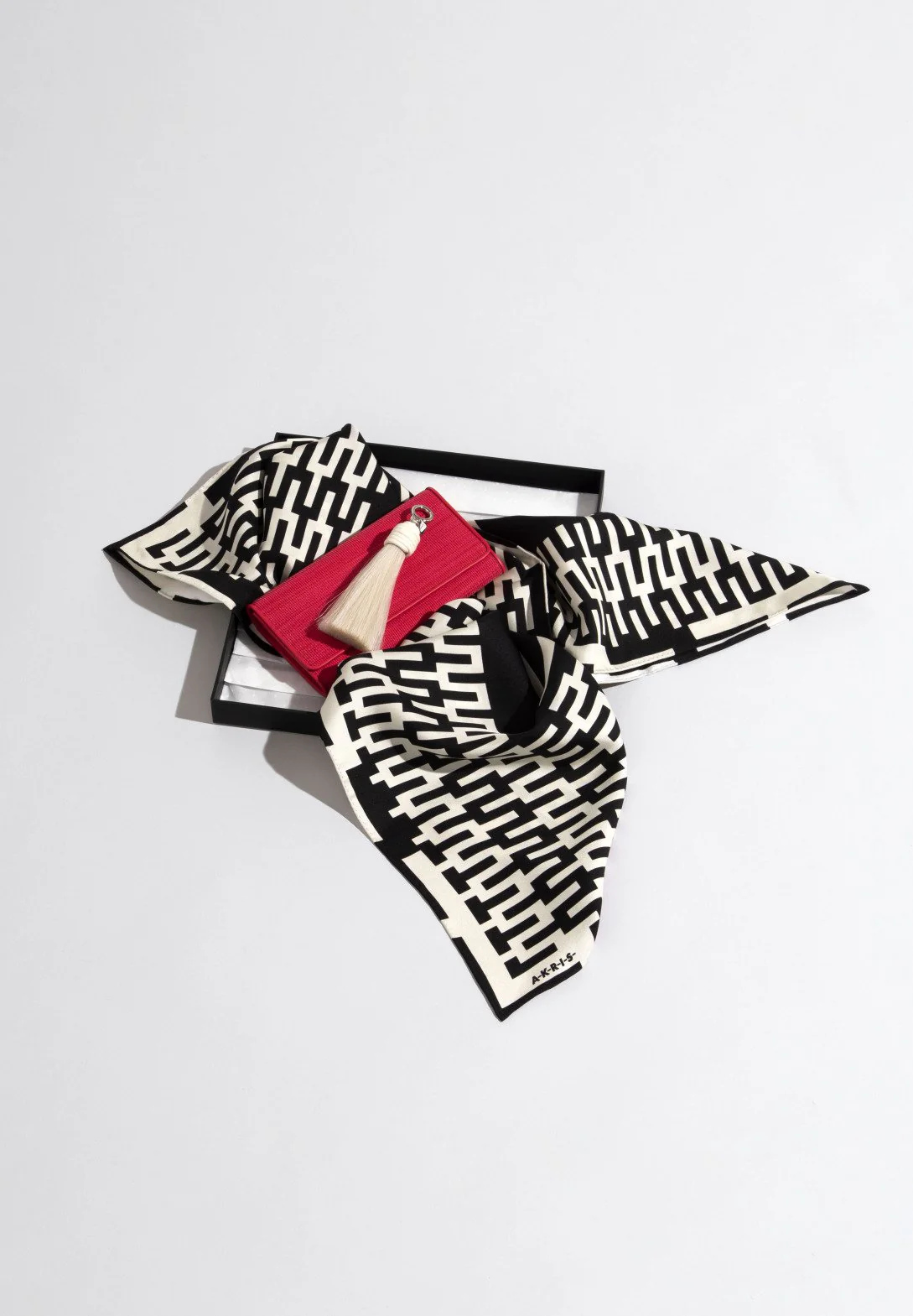 Limited Edition Accessories Gift Set with Silk Twill Cubist Print Scarf