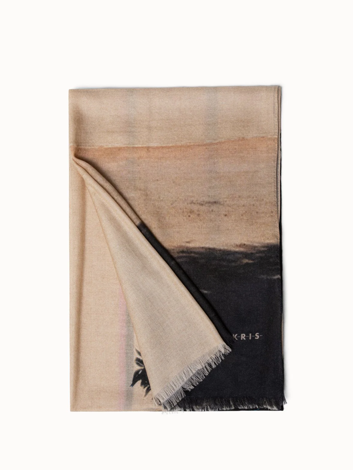 Muro Print Scarf & Beige Mask - Image 3