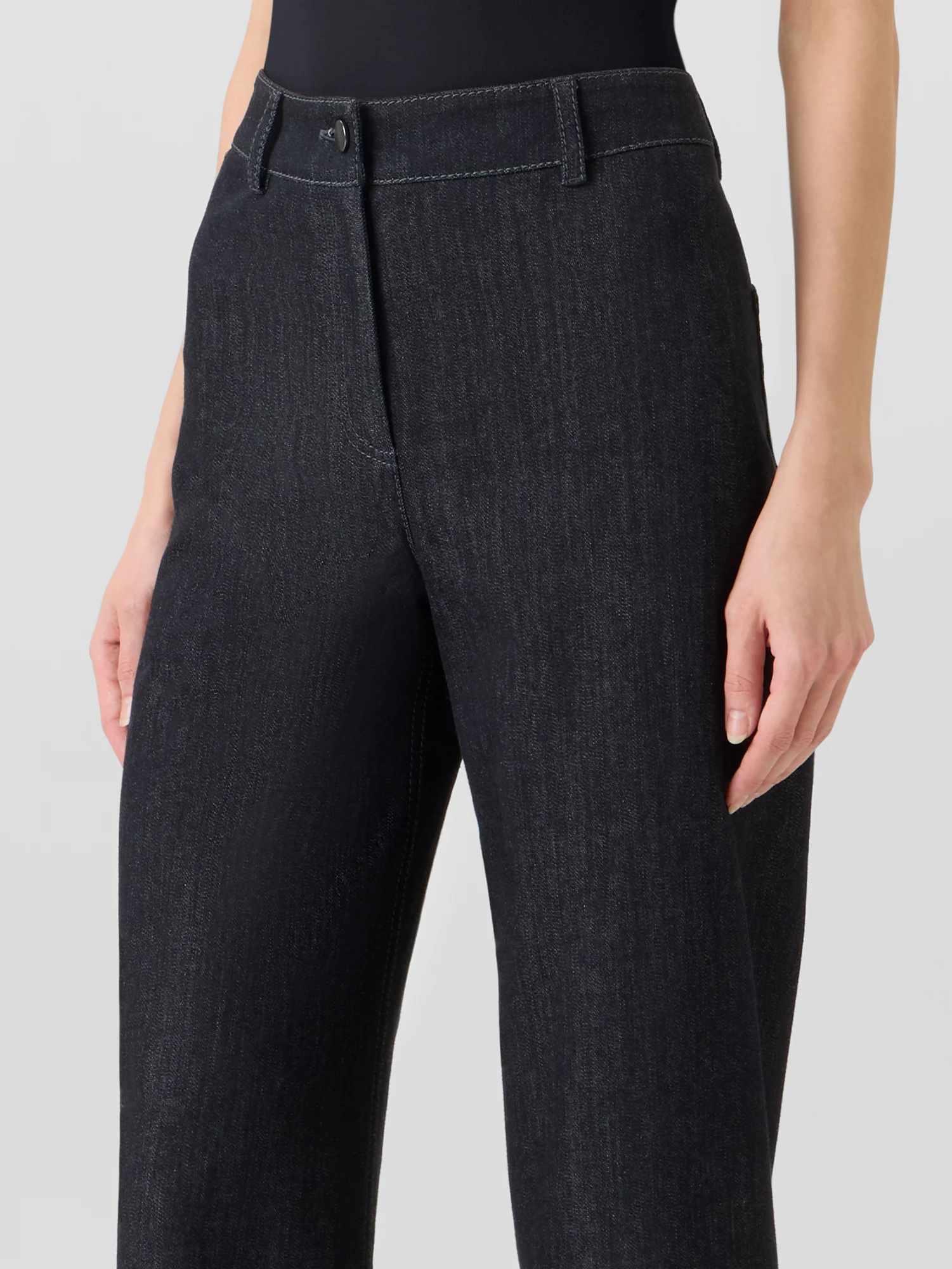 Caia Straight-Leg Pants in High-Stretch Cotton Denim - Image 4