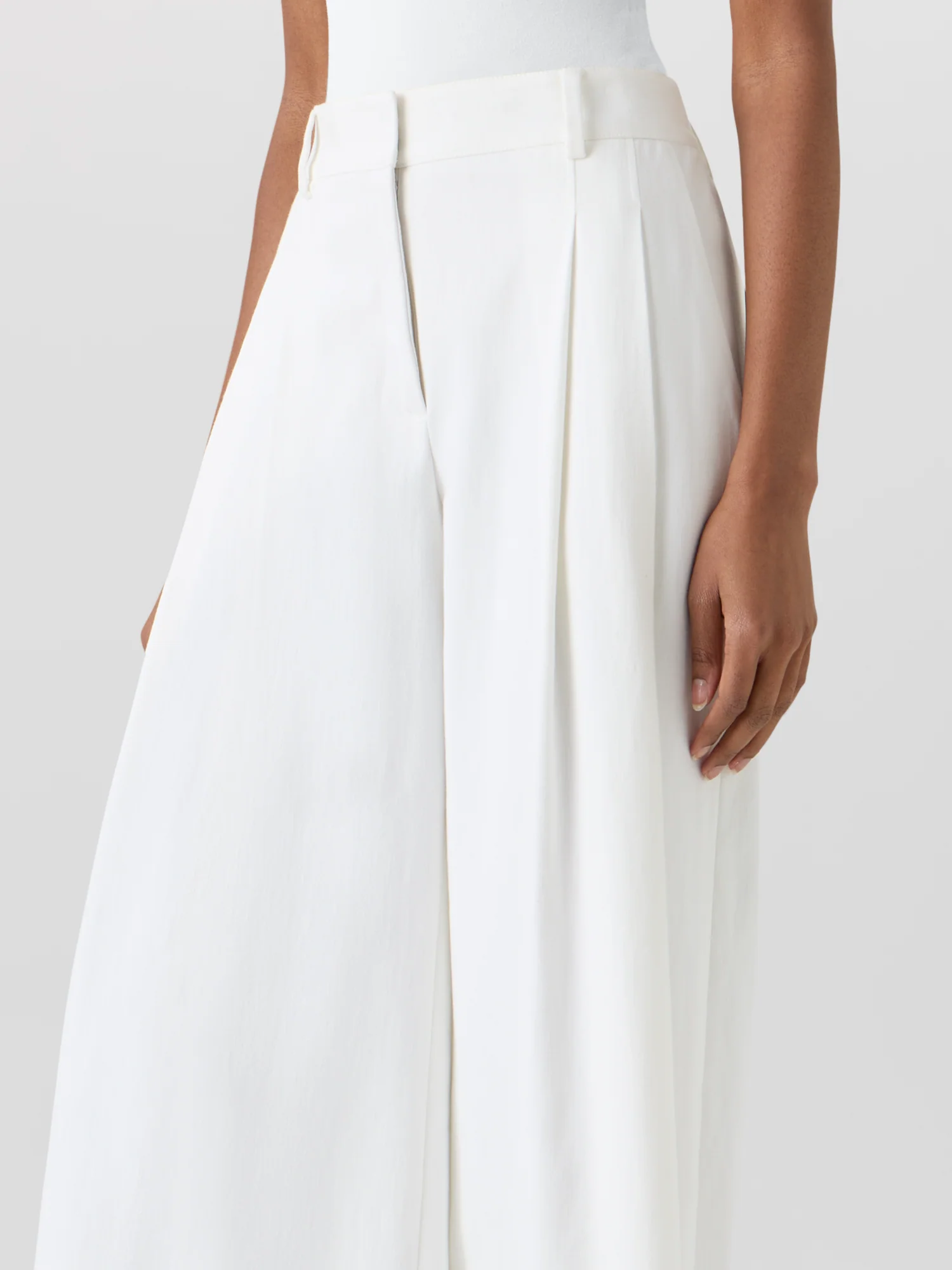 Cassie Flared Wide-Leg Pants in Stretch-Cotton Denim - Image 6