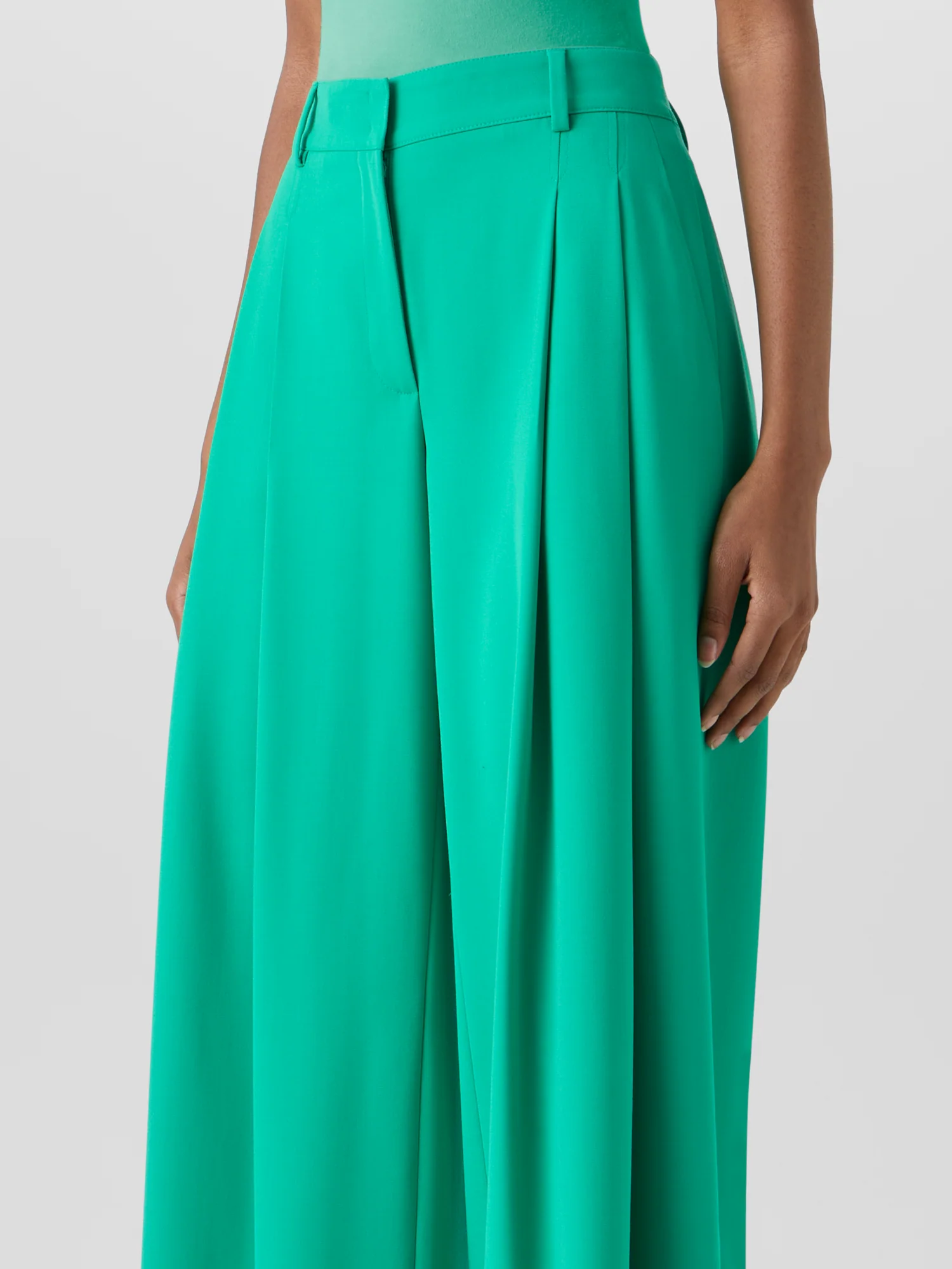 Cassie Flared Wide-Leg Pants in Wool Gabardine - Image 4
