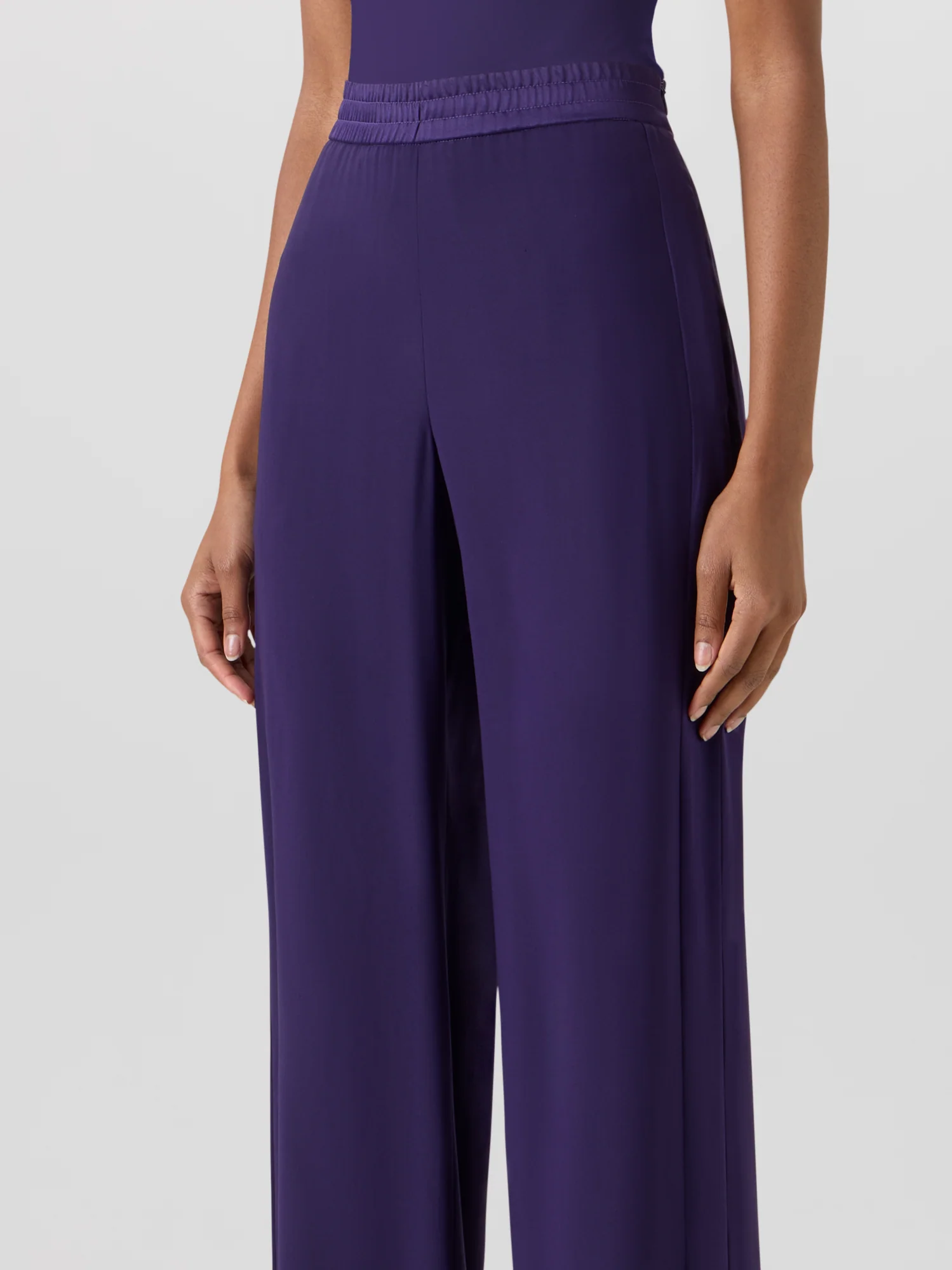 Filibert Straight-Leg Pants in Stretch Silk - Image 5