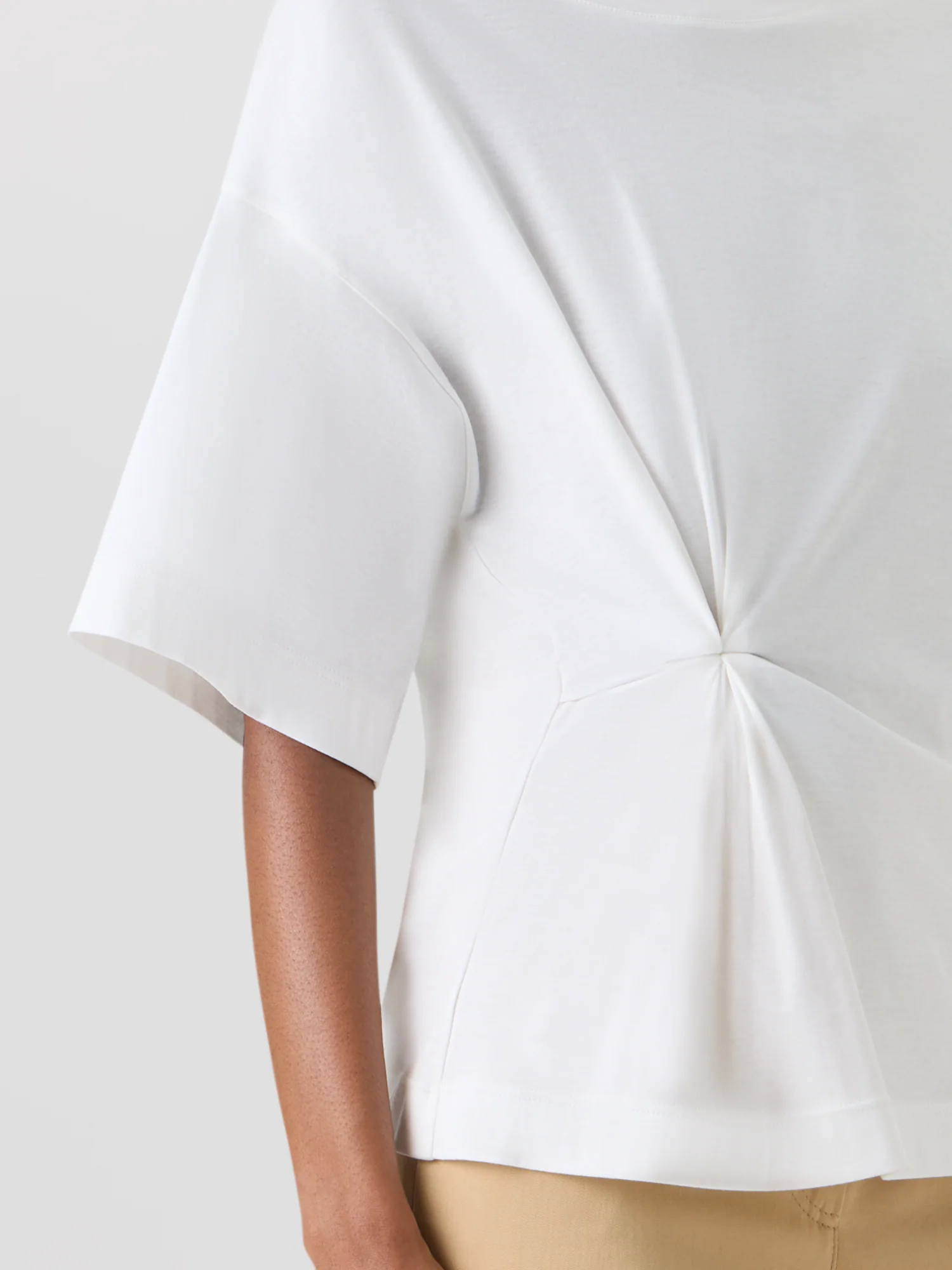 Short-Sleeve Punto Dot T-Shirt - Image 4