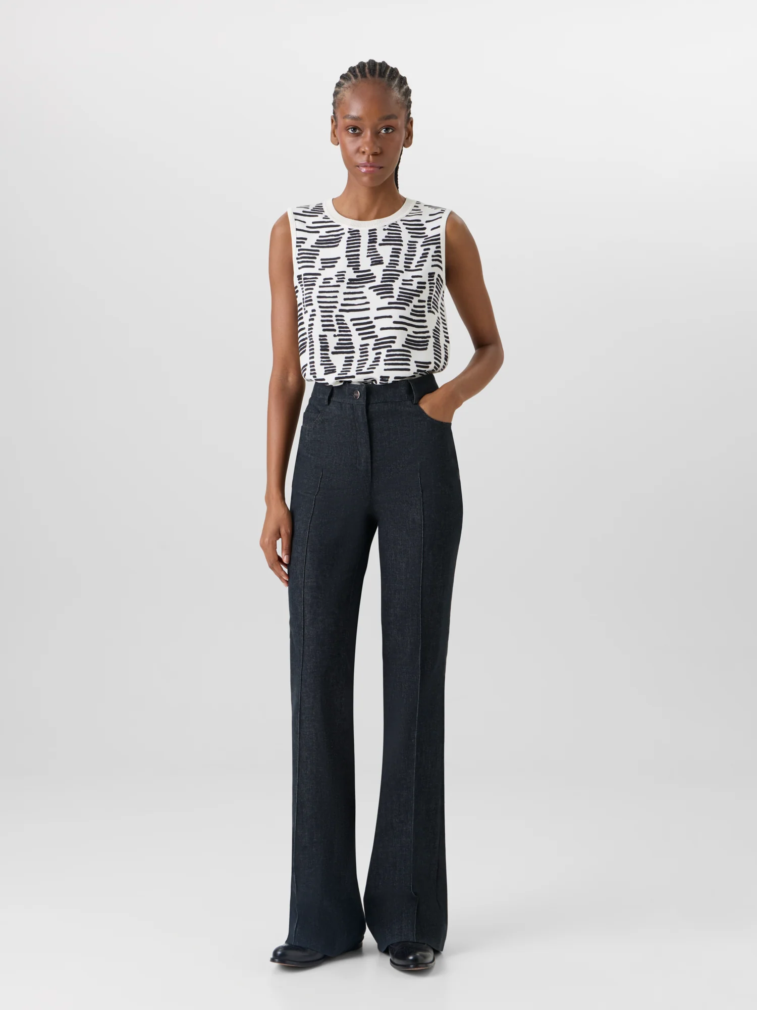 Sleeveless Dance Movement Knit Top - Image 2