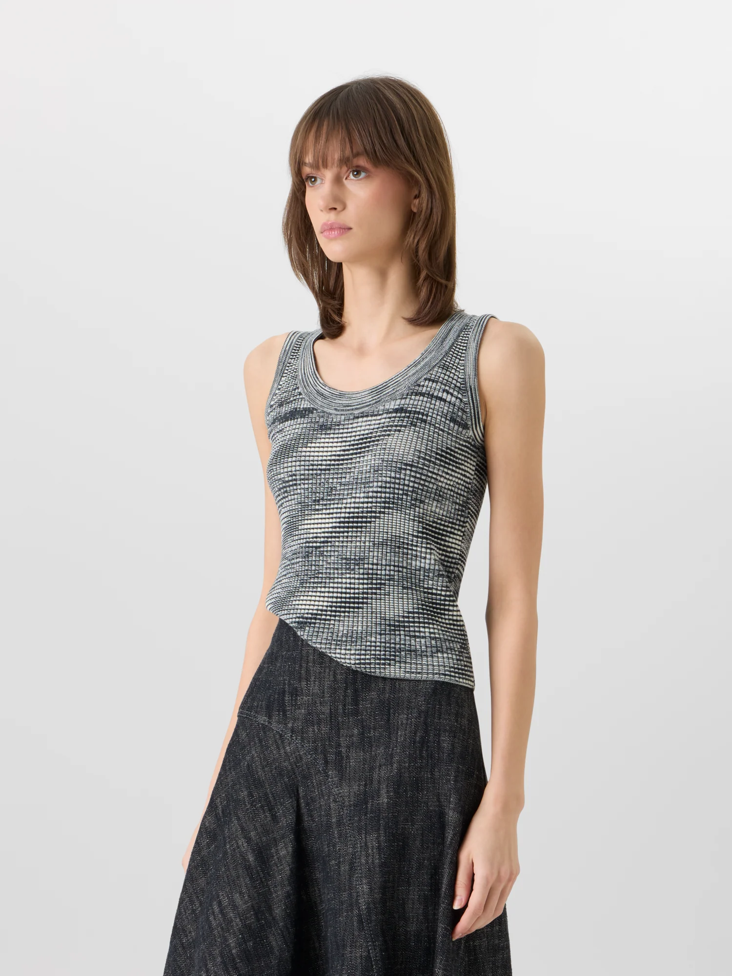 Sleeveless Merino Wool Knit Top - Image 4