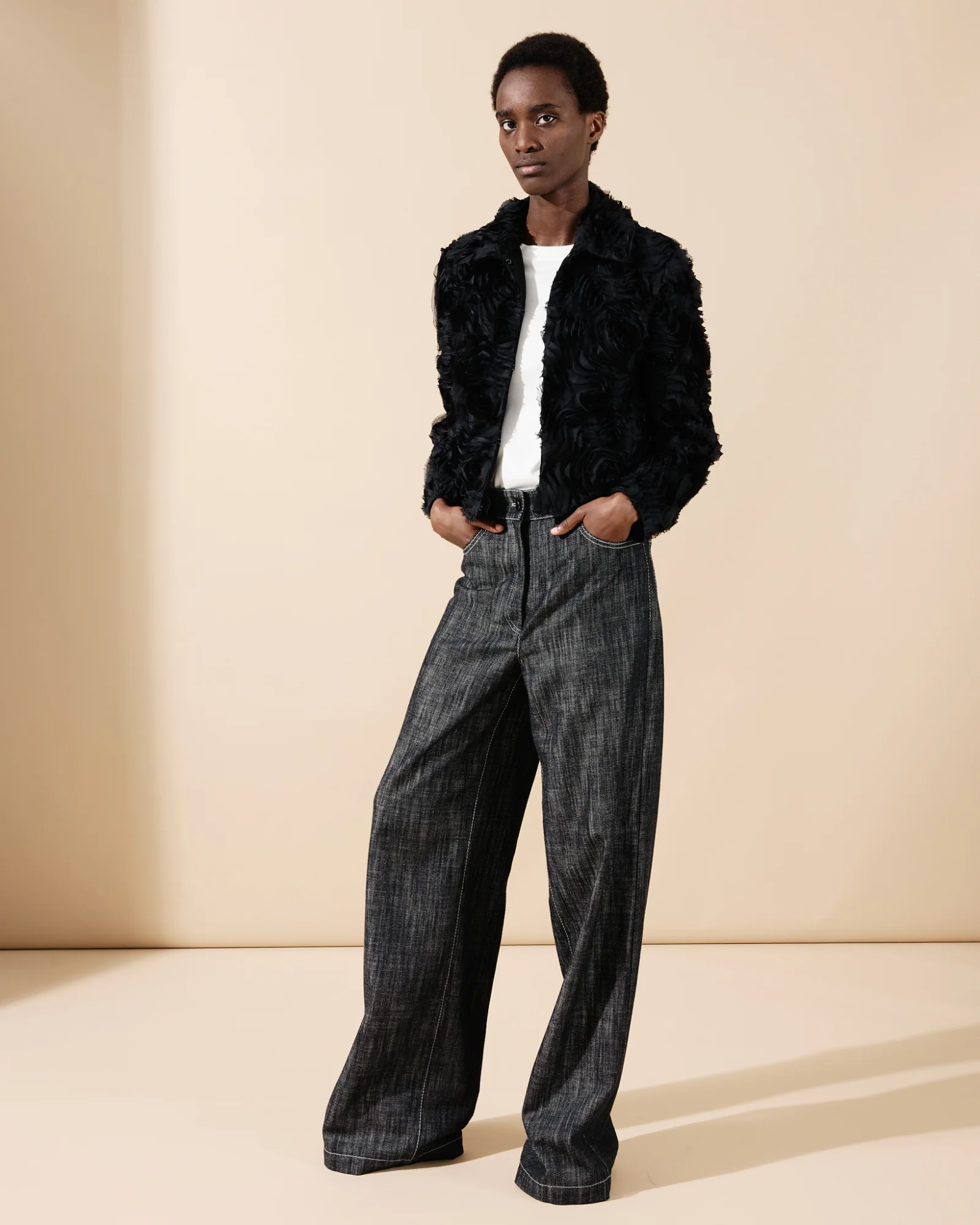 Short Jacket with 3D Carnation Embroidery - Image 2