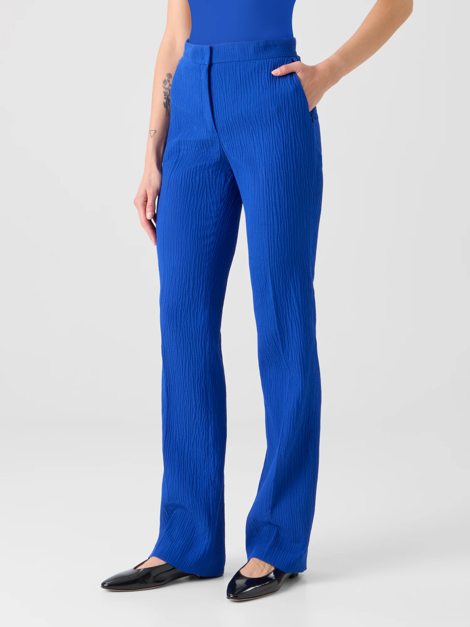 Carl Straight Pants in Structured Cotton Silk - Image 4
