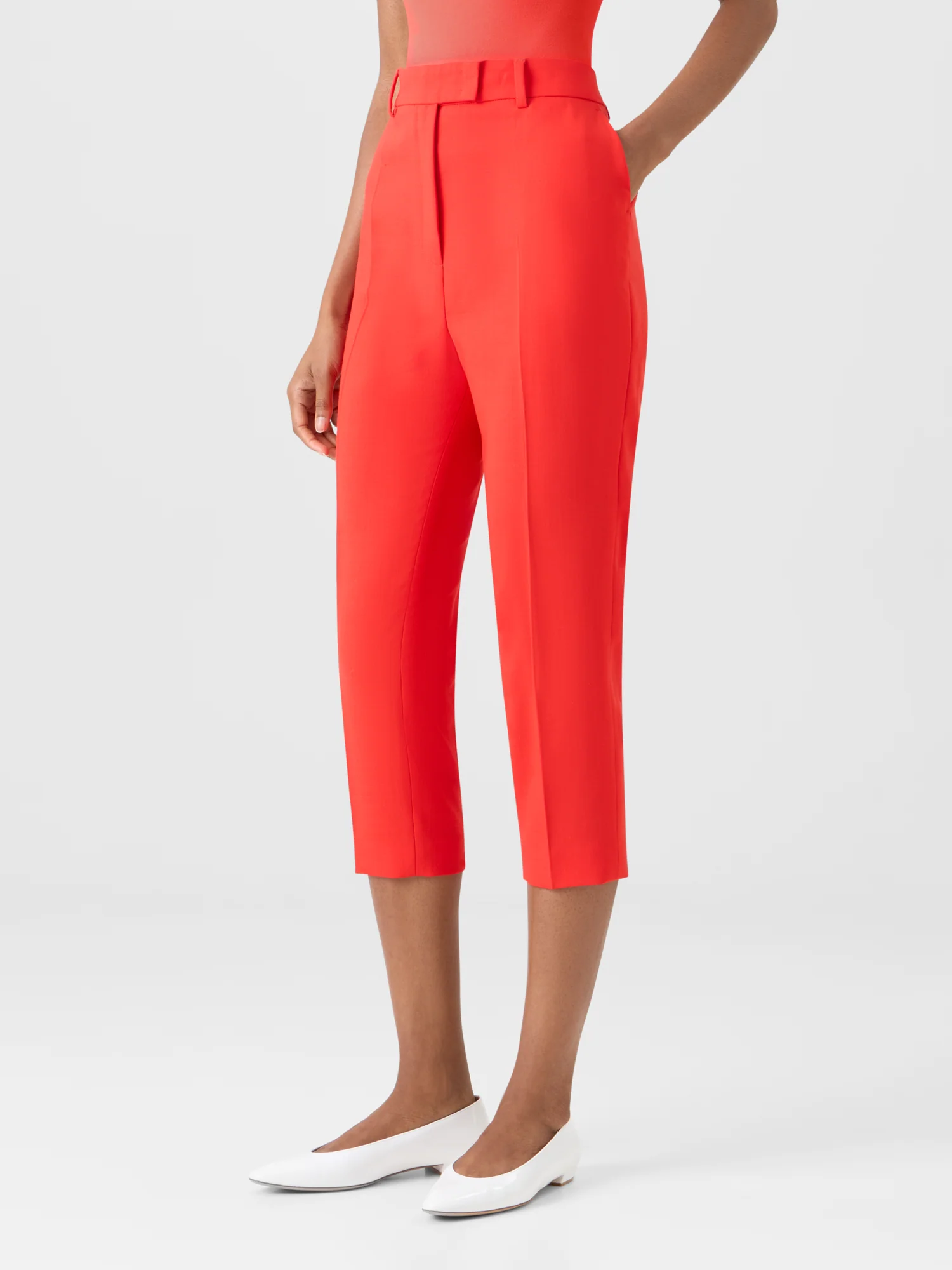 Flavi Slim Capri Pants in Wool Double-Face - Image 8
