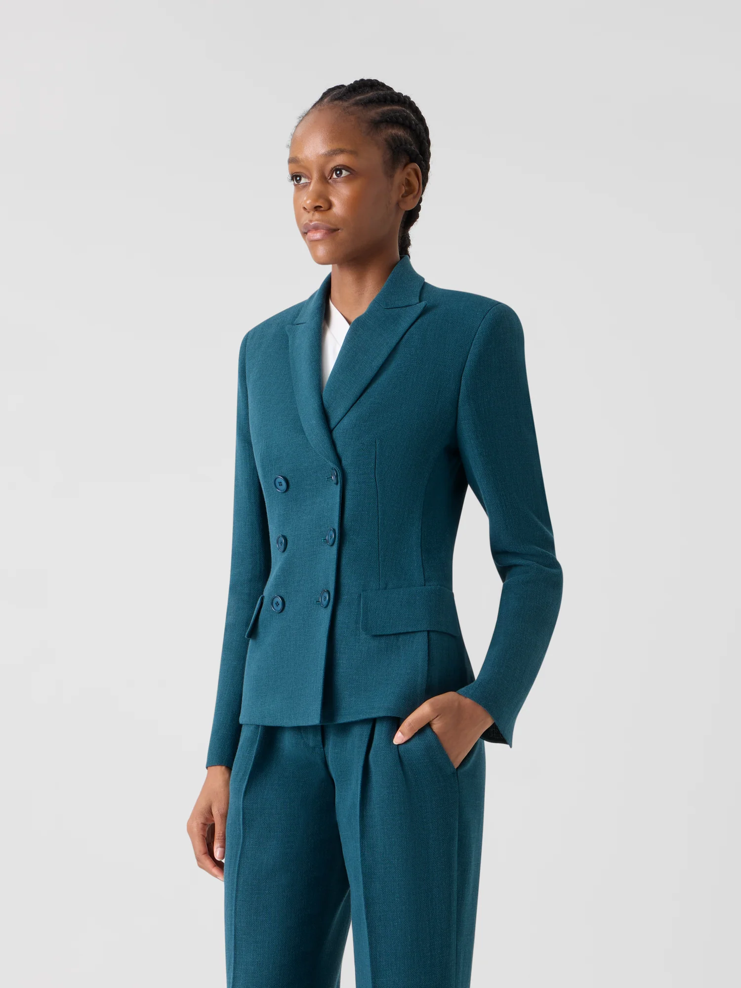 Hannah Fitted Double-Breasted Linen Wool Jacket - Image 4