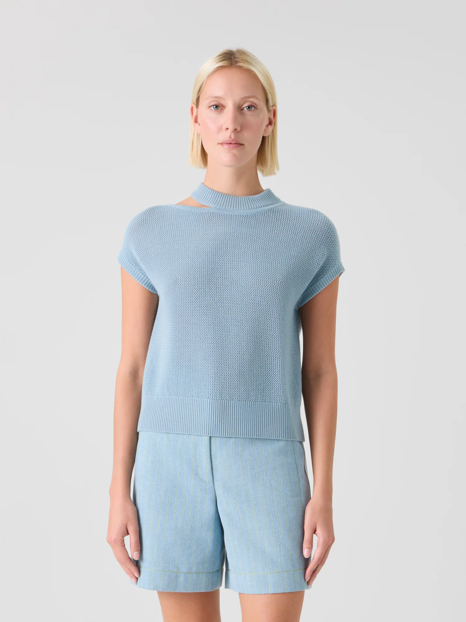Lightweight Merino Mesh Pullover - Image 2