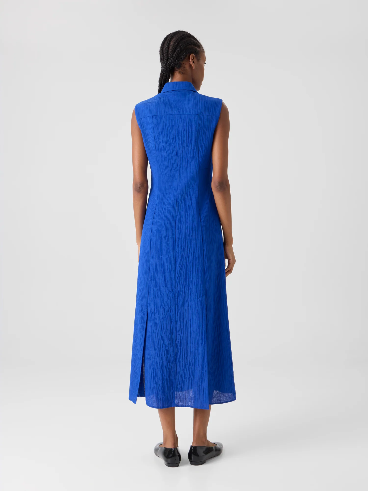 Midi Shirt Dress in Structured Cotton Silk - Image 7