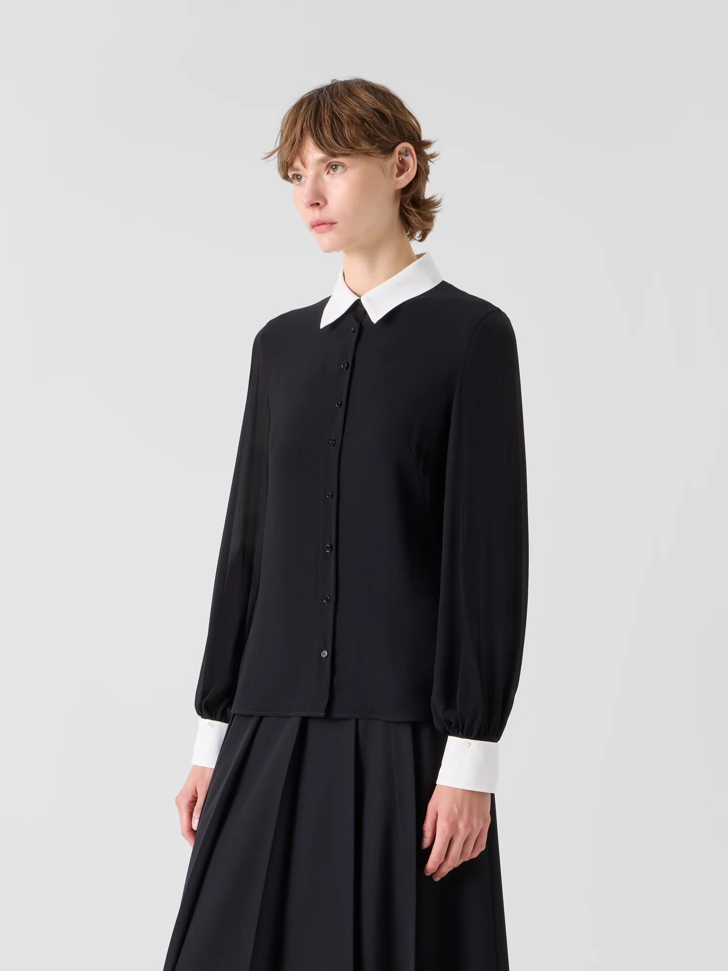 Silk Blouse with Detachable Cuffs - Image 4