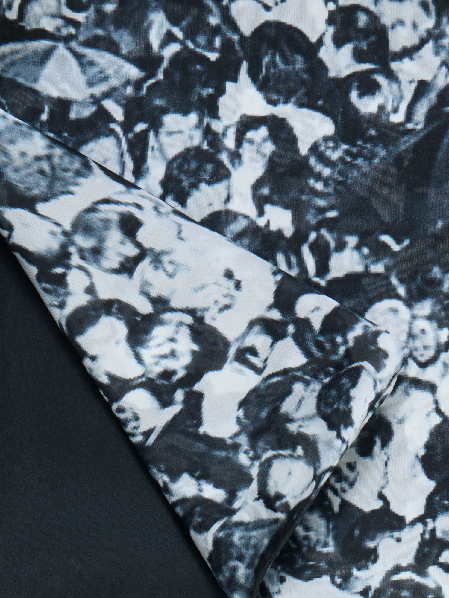 Studio 54 Print scarf - Image 2